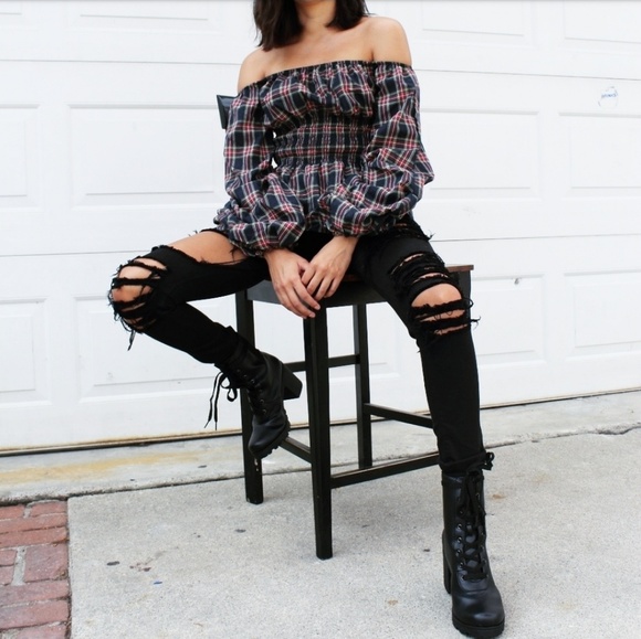 🚨//The Ginger// Plaid puff sleeve - Picture 2 of 7